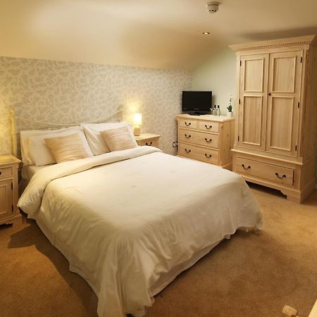 Poulton-le-Fylde Singleton Lodge Country House Hotel חדר תמונה