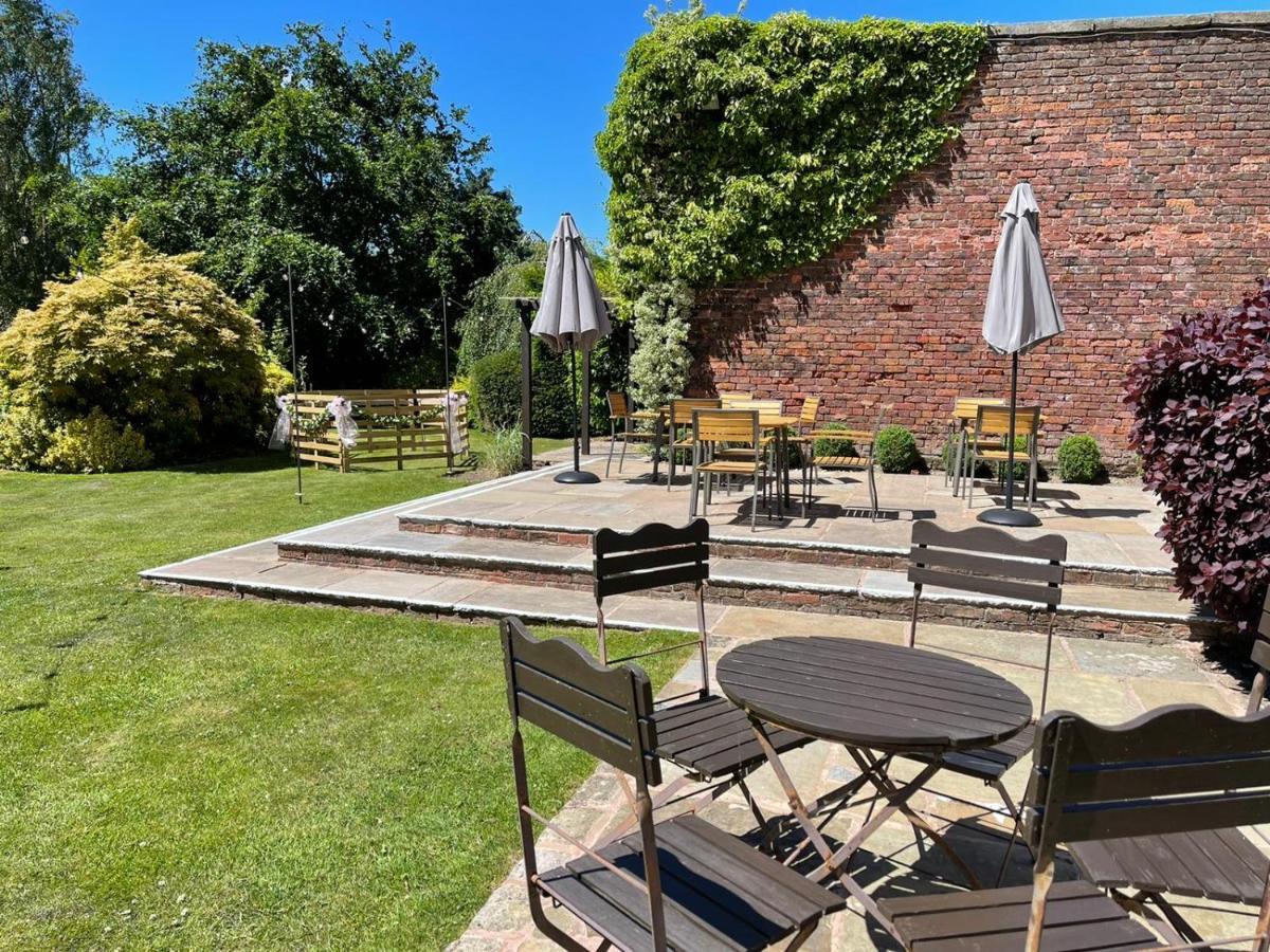Poulton-le-Fylde Singleton Lodge Country House Hotel מראה חיצוני תמונה