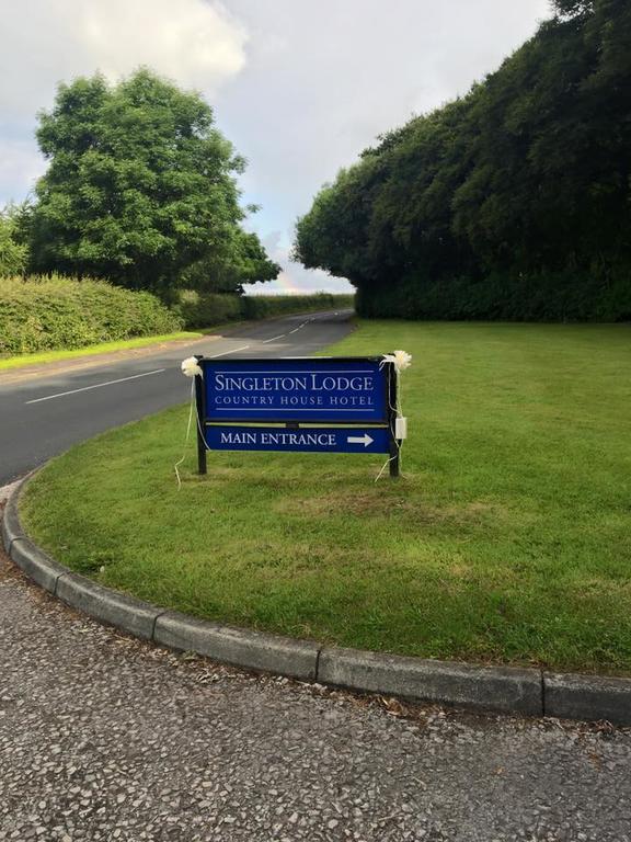 Poulton-le-Fylde Singleton Lodge Country House Hotel מראה חיצוני תמונה